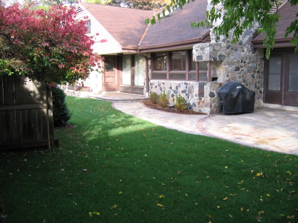 Flagstone Front Walkway Design and Installation